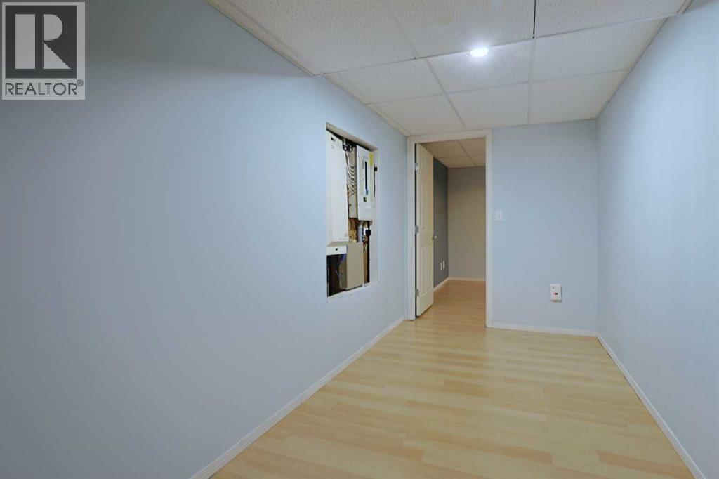 Single Family House for Sale in  Country Village Cape NE Country Hills Village Calgary 