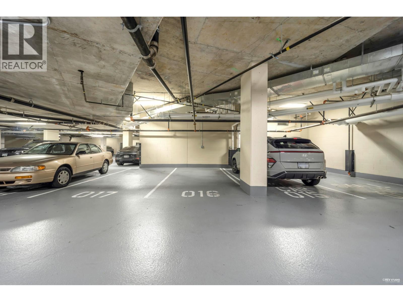 101 6699 NELSON AVENUE, West Vancouver