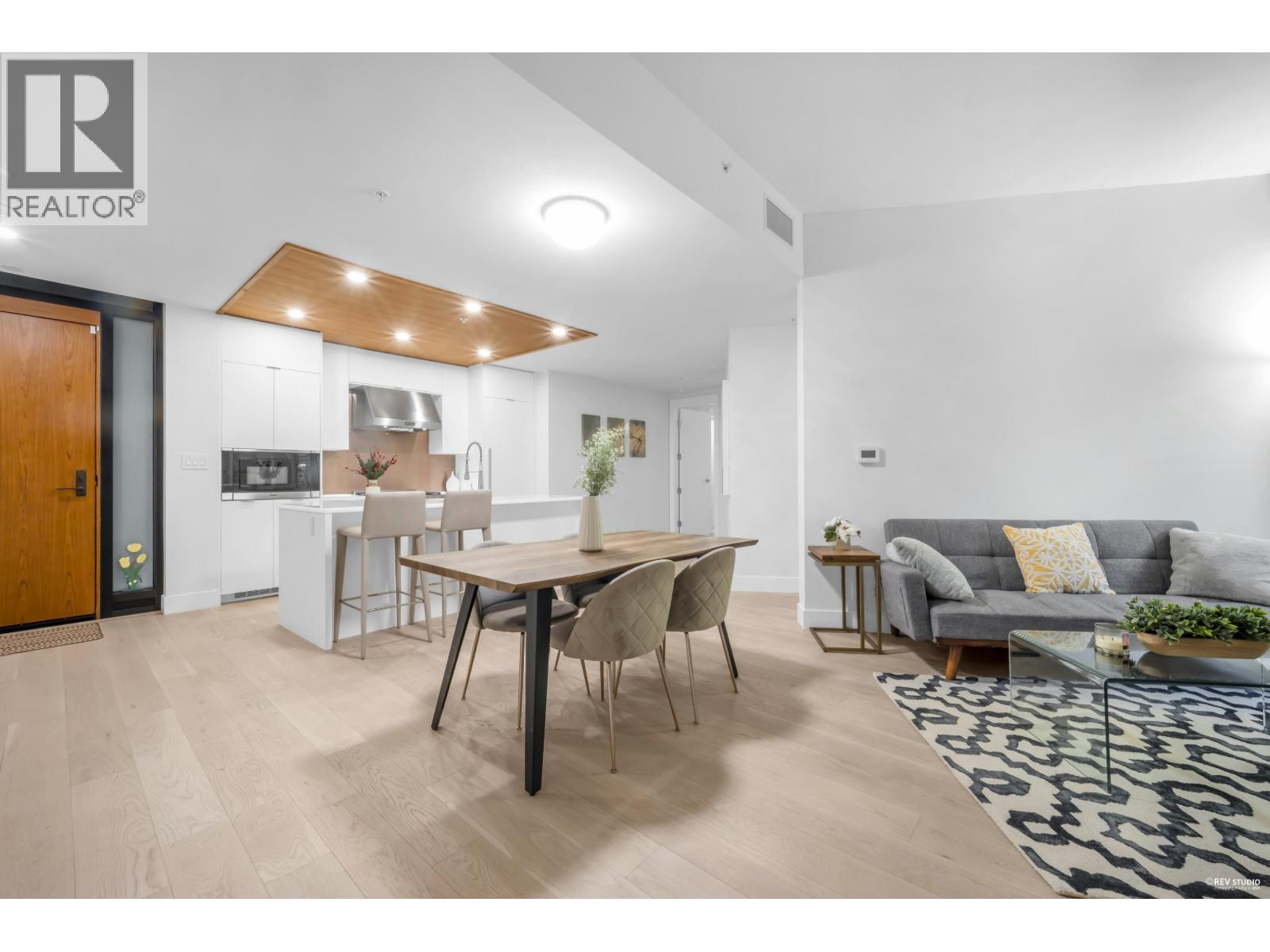 101 6699 NELSON AVENUE, West Vancouver