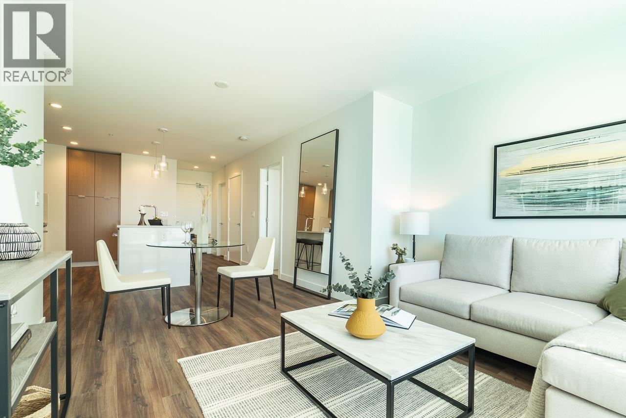 403 108 E 8TH STREET, North Vancouver