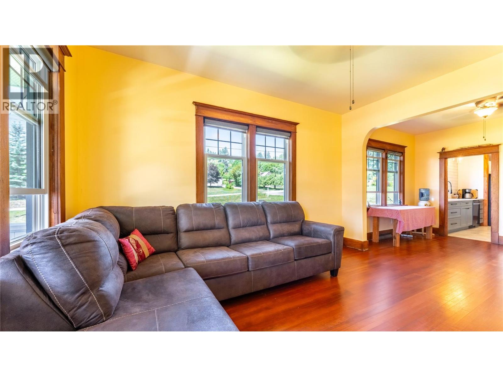 216 27TH Avenue, Creston