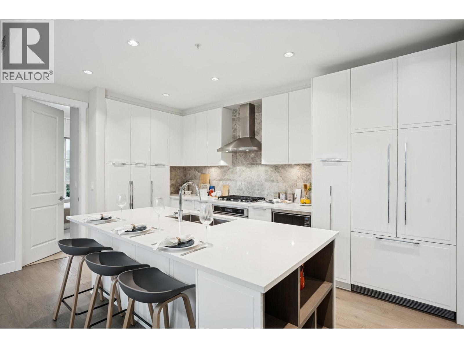 #103-5535 ADMIRAL Way, Delta