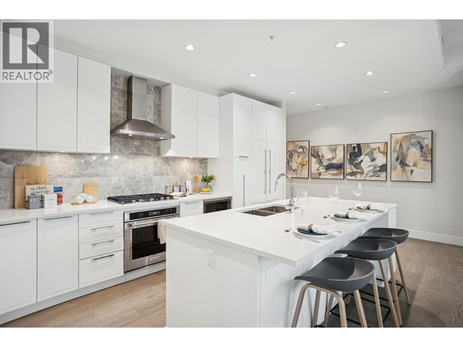 #103-5535 ADMIRAL Way, Delta