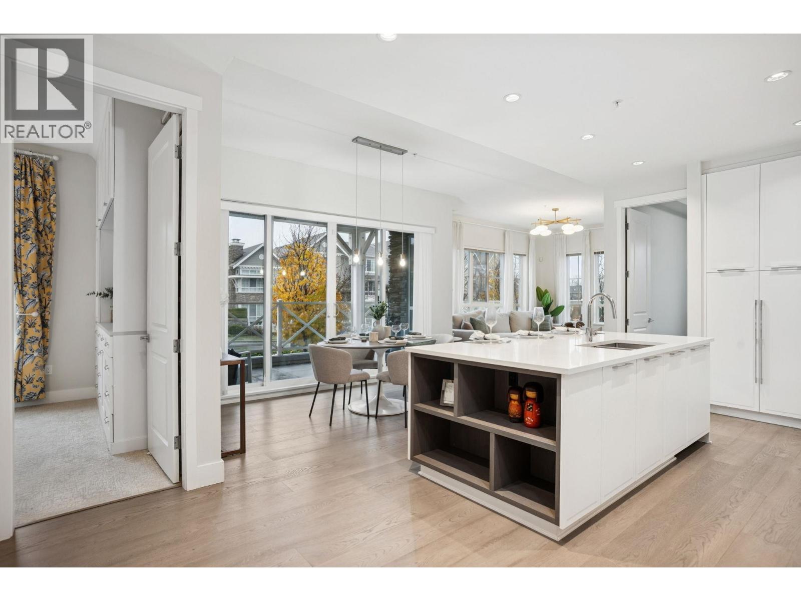 #103-5535 ADMIRAL Way, Delta