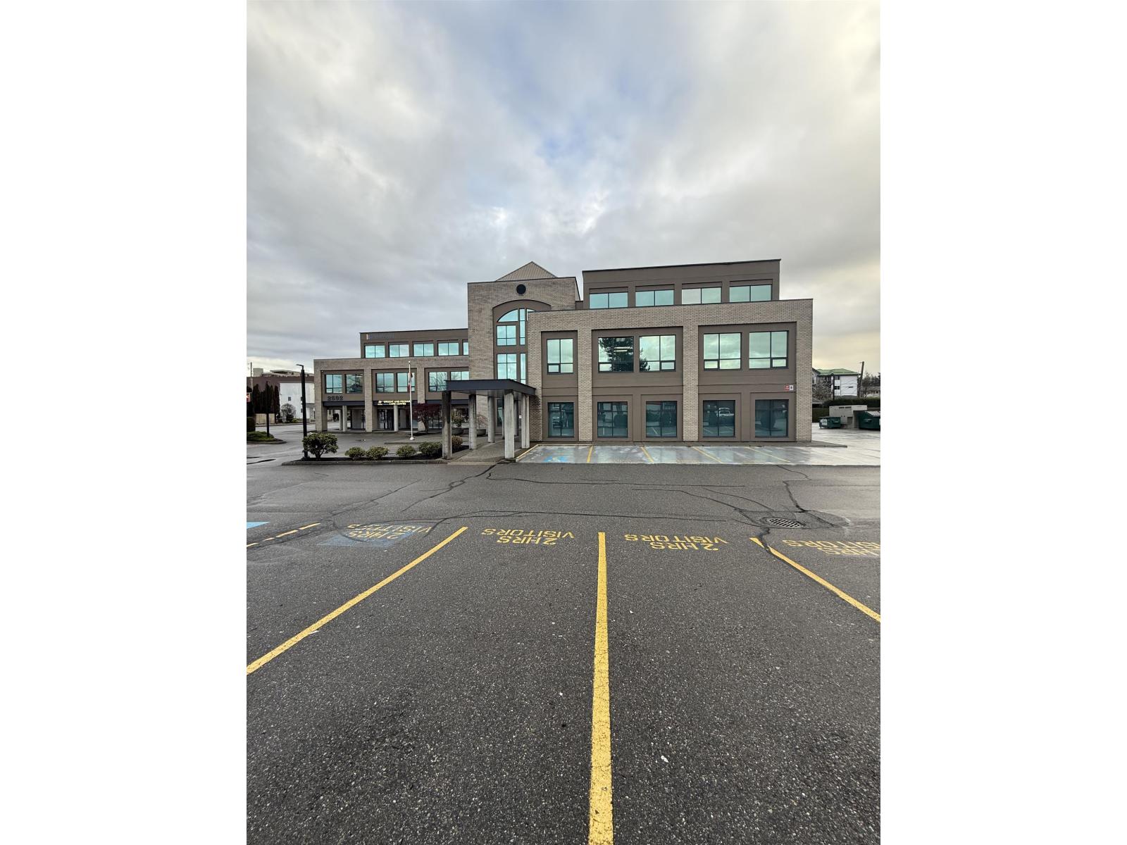 Office in Abbotsford - Image 9