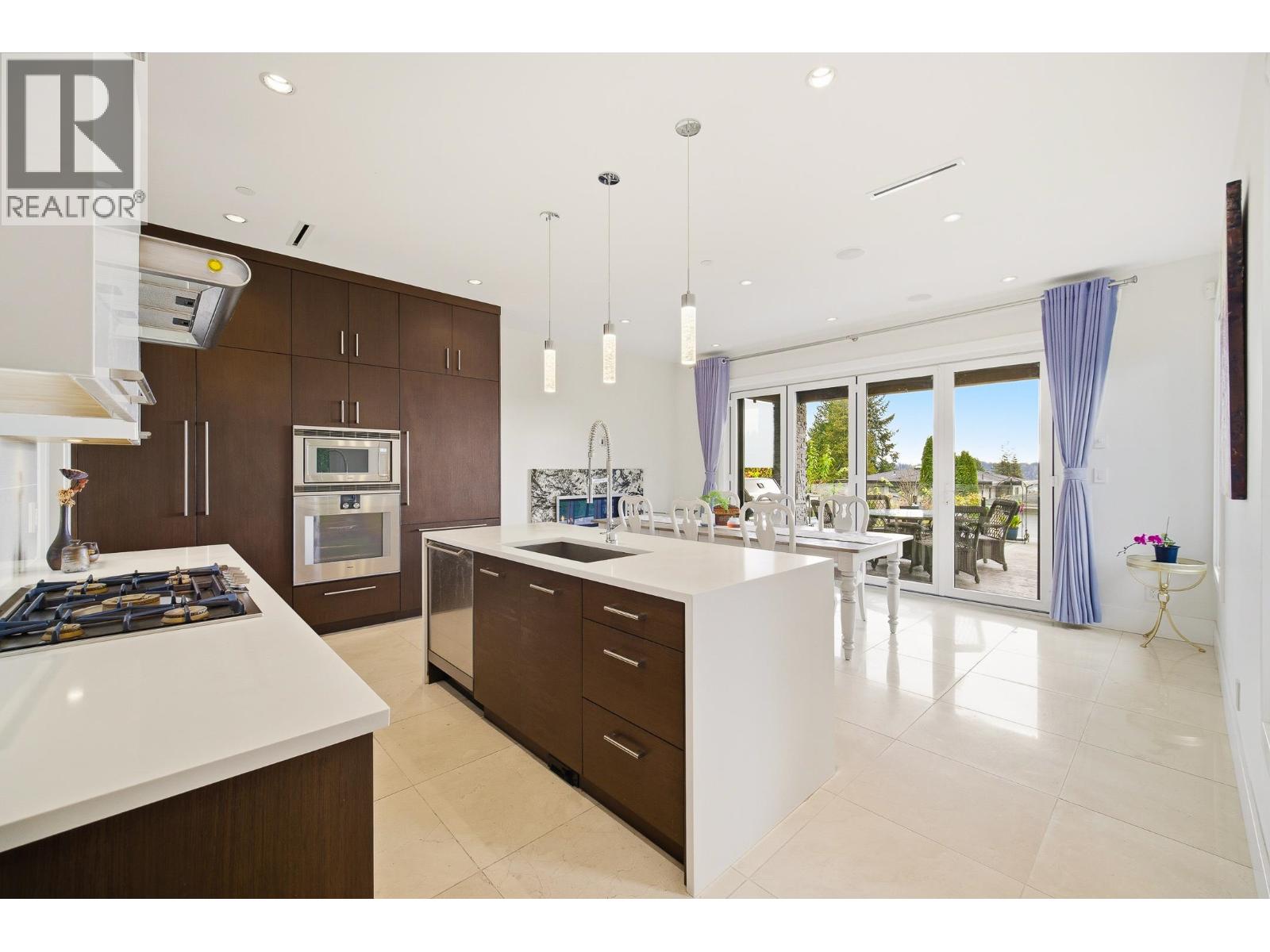 1468 KINGS AVENUE, West Vancouver