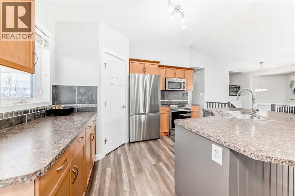 37 Heartland Crescent, Penhold