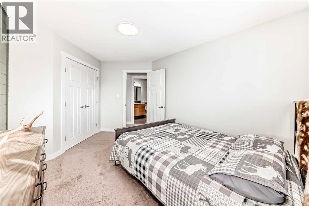 37 Heartland Crescent, Penhold