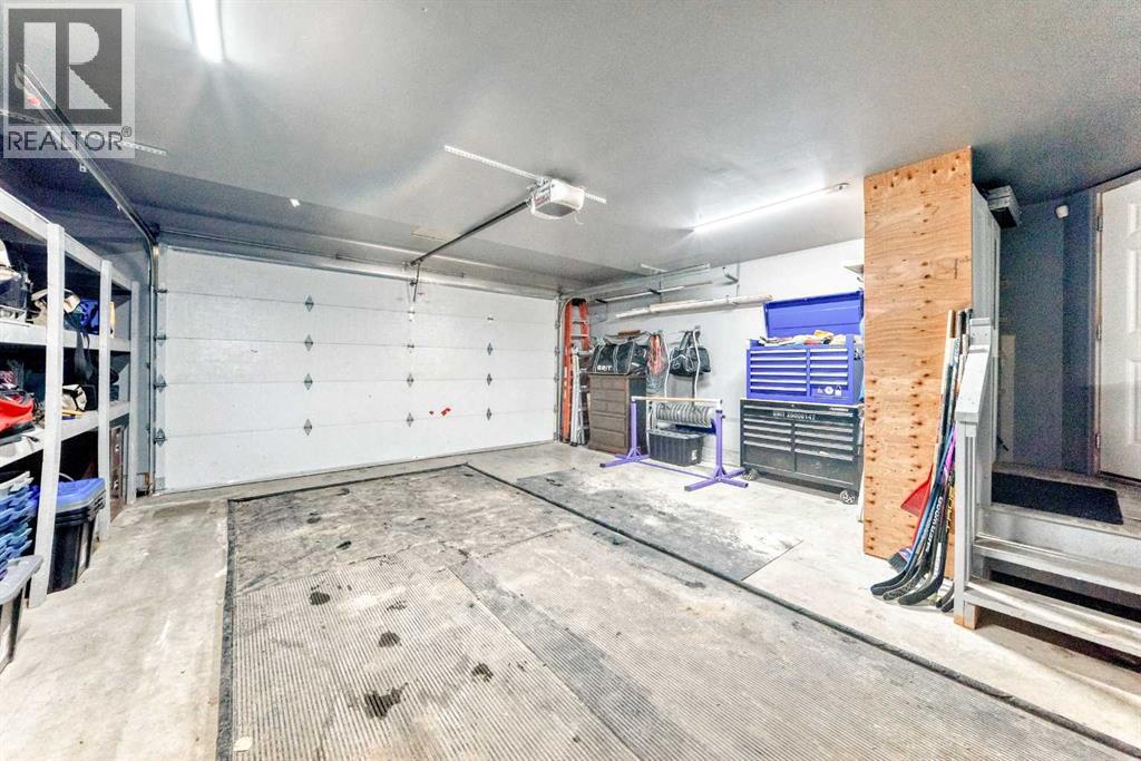 37 Heartland Crescent, Penhold