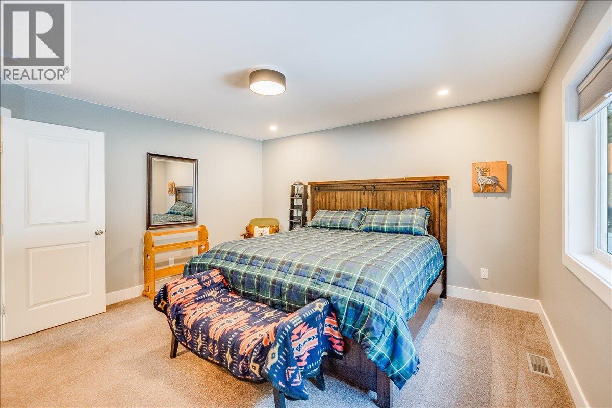 1953 SANDY Road, Castlegar