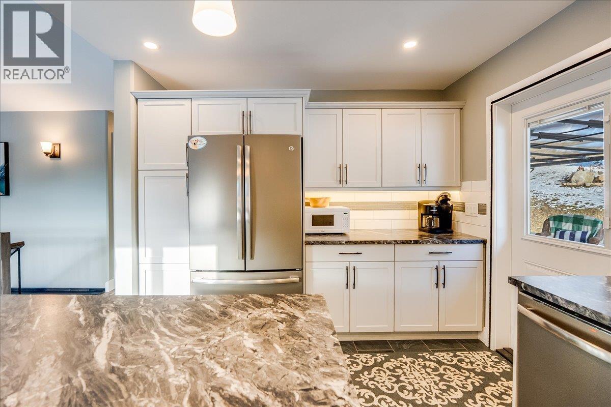 1953 SANDY Road, Castlegar