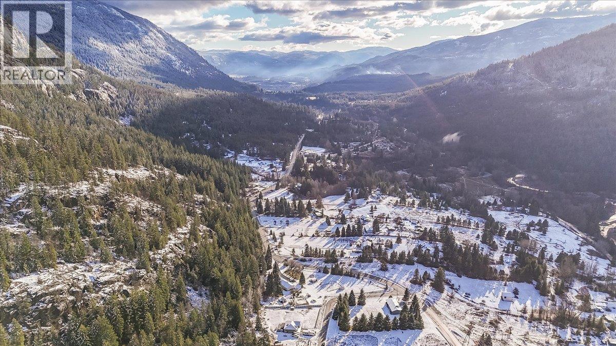 1953 SANDY Road, Castlegar