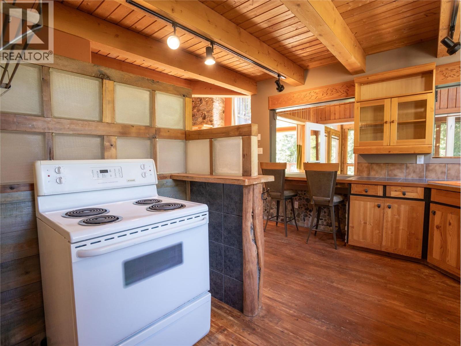 1907 Green Mountain Road, Penticton