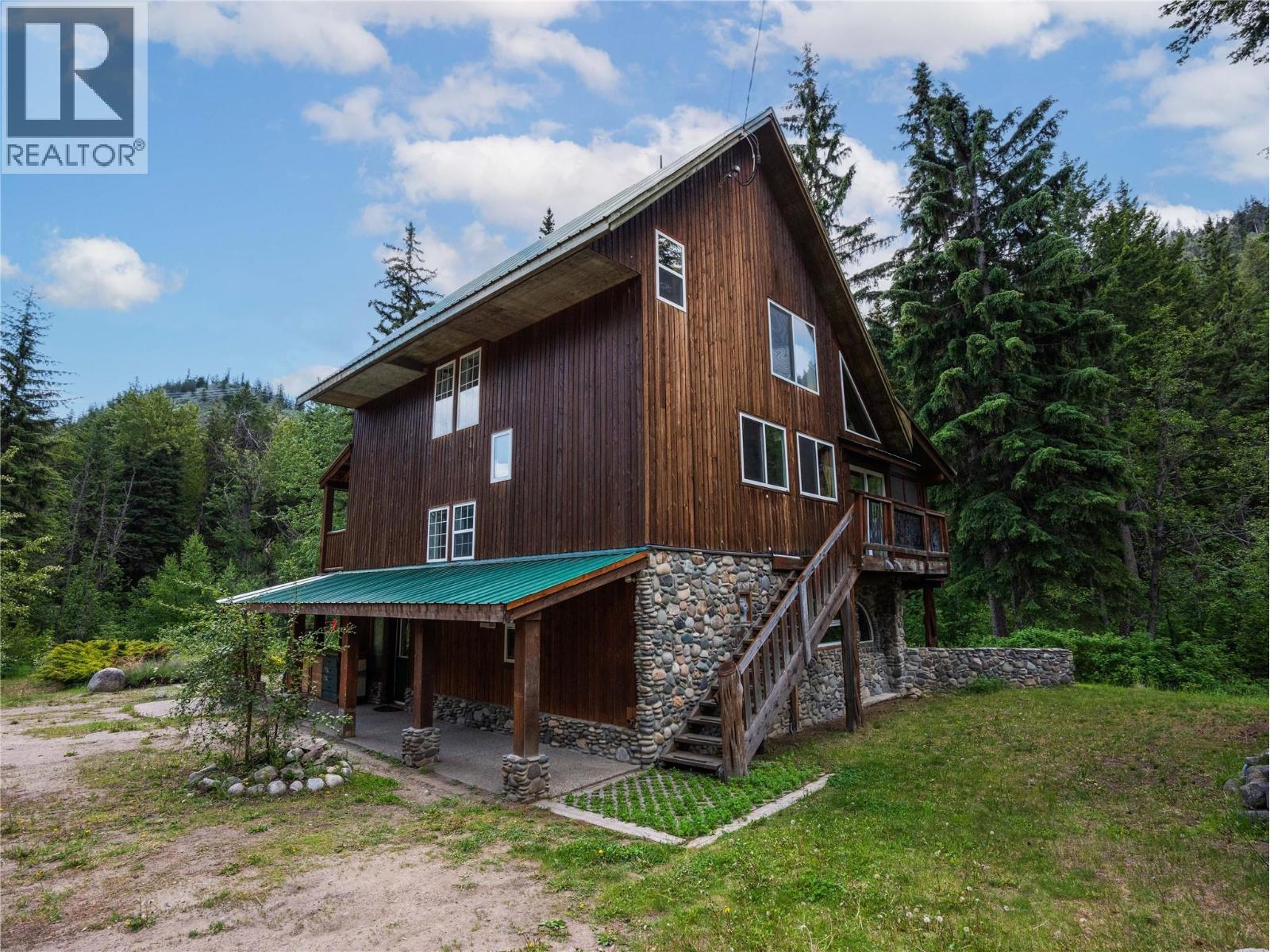 1907 Green Mountain Road, Penticton