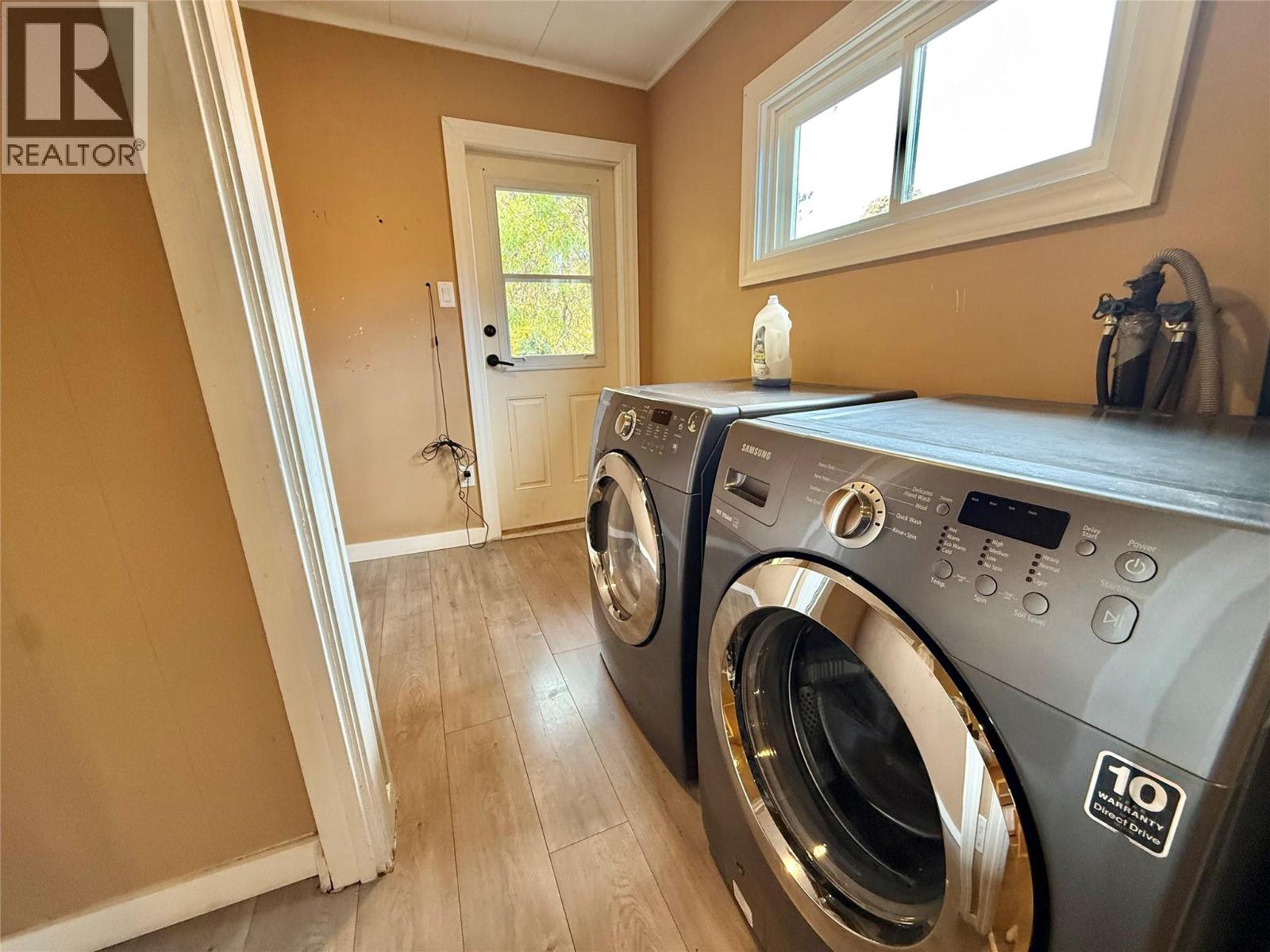 1442 Tamarac Avenue, Trail