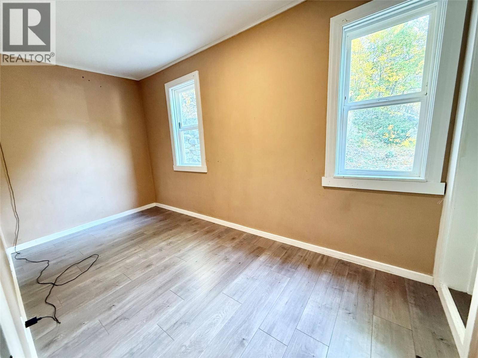 1442 Tamarac Avenue, Trail