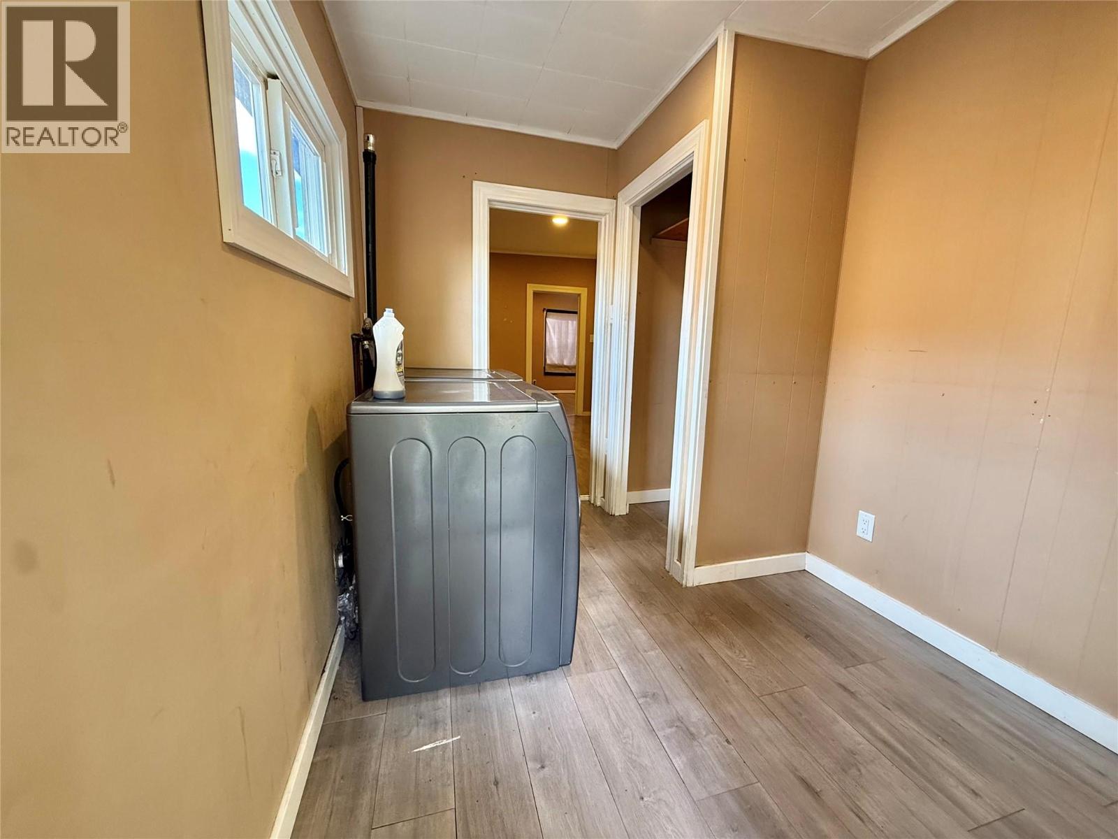 1442 Tamarac Avenue, Trail