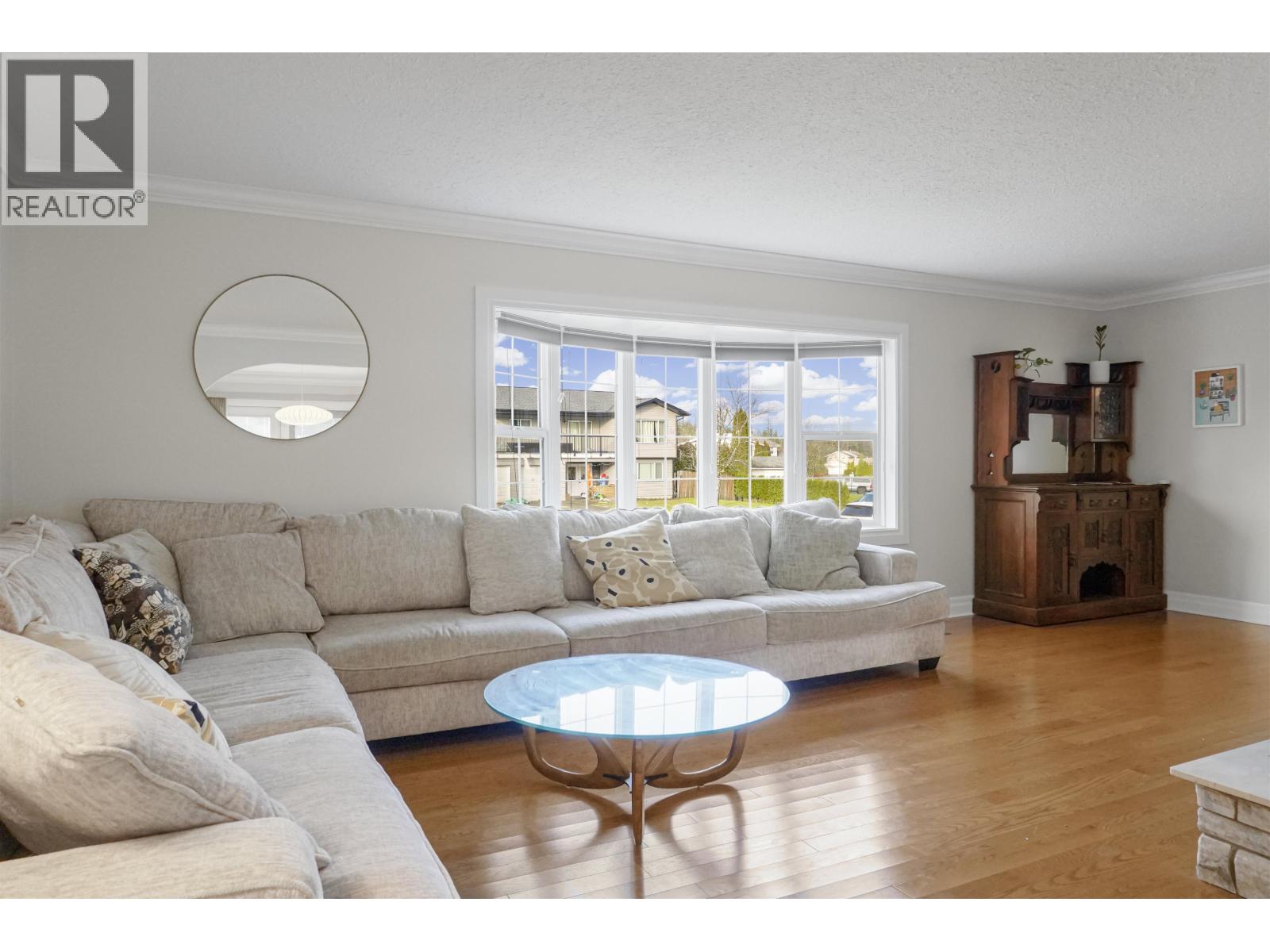 140 SMITH STREET, Kitimat