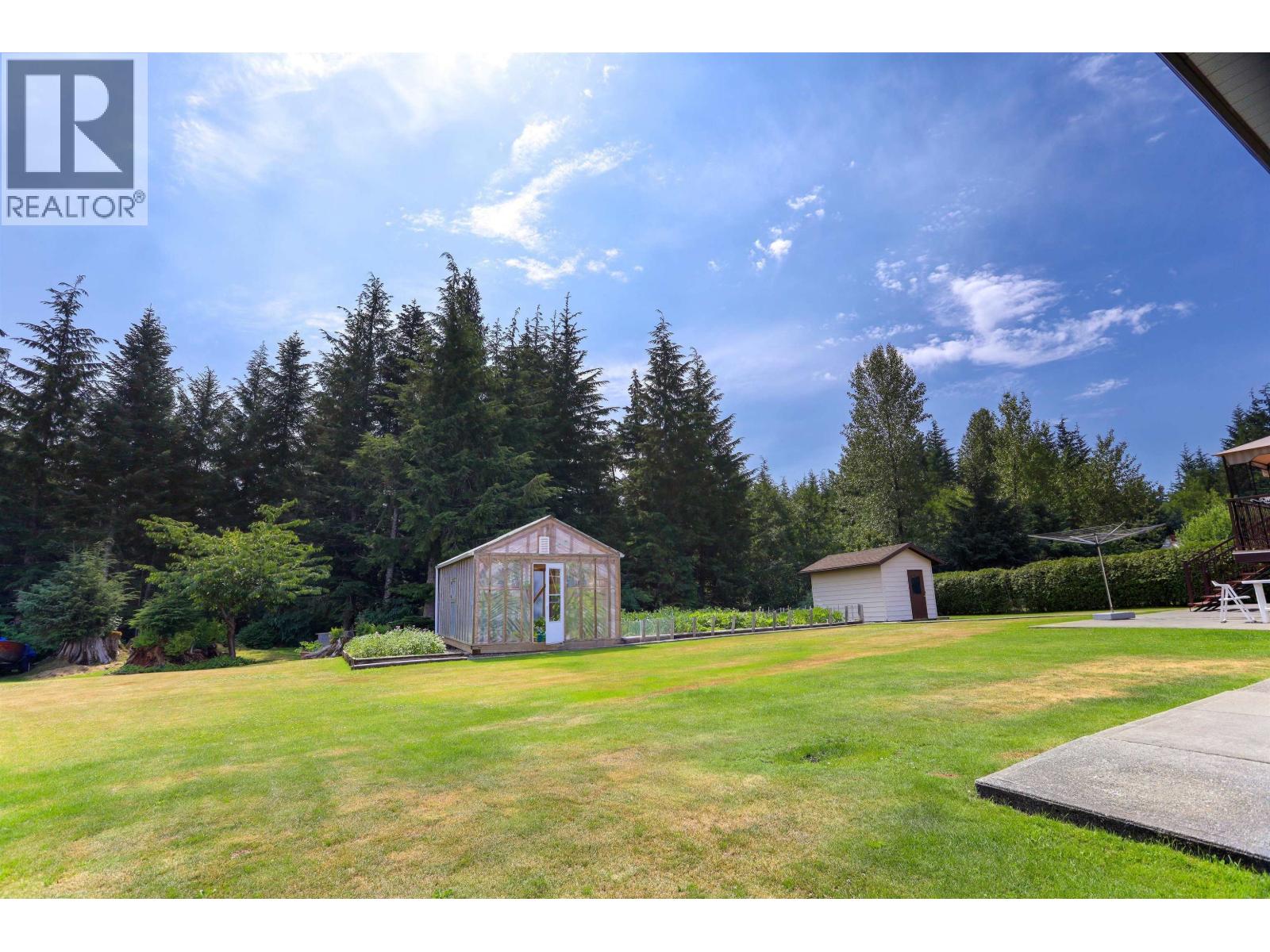 140 SMITH STREET, Kitimat