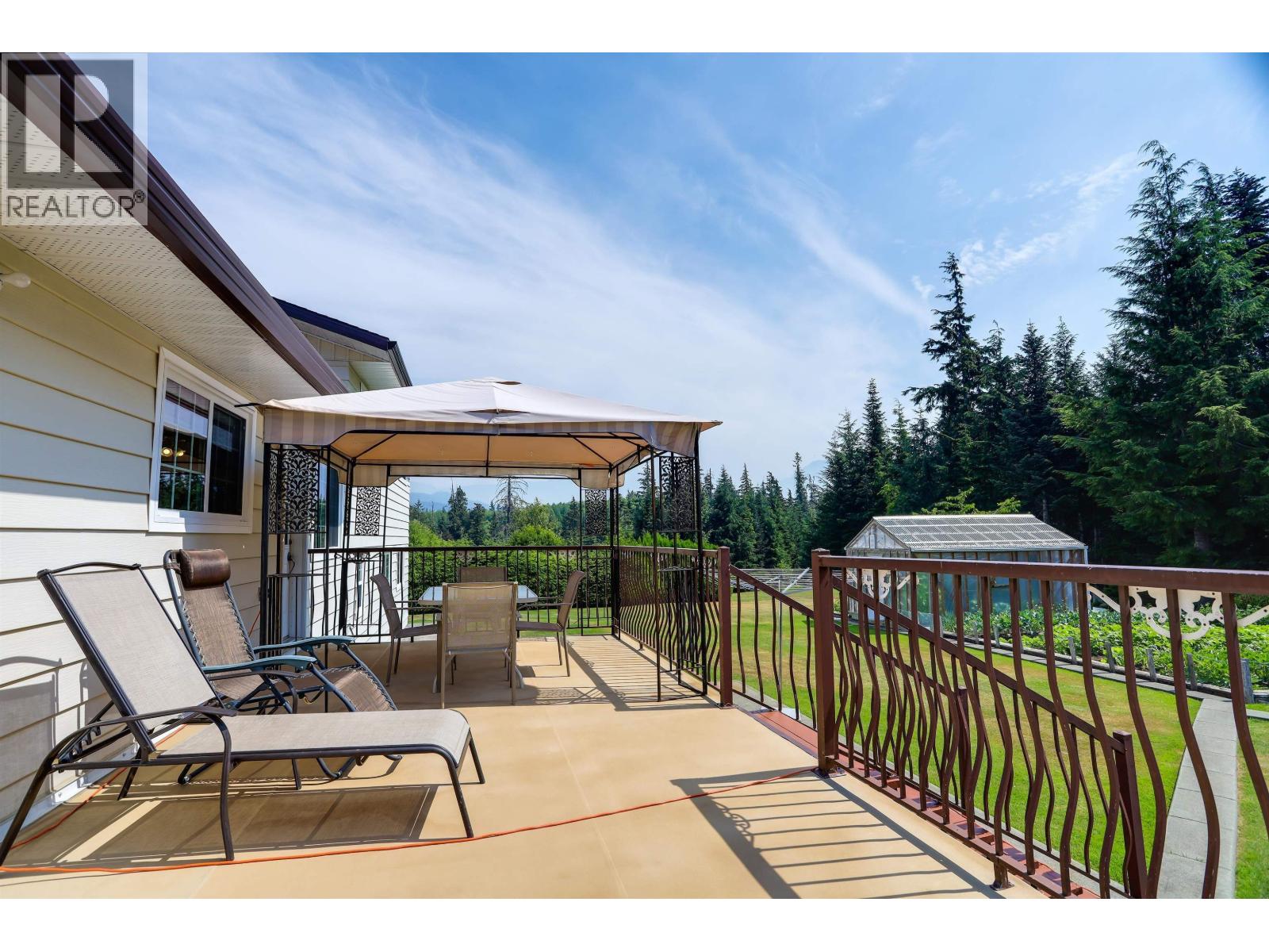 140 SMITH STREET, Kitimat