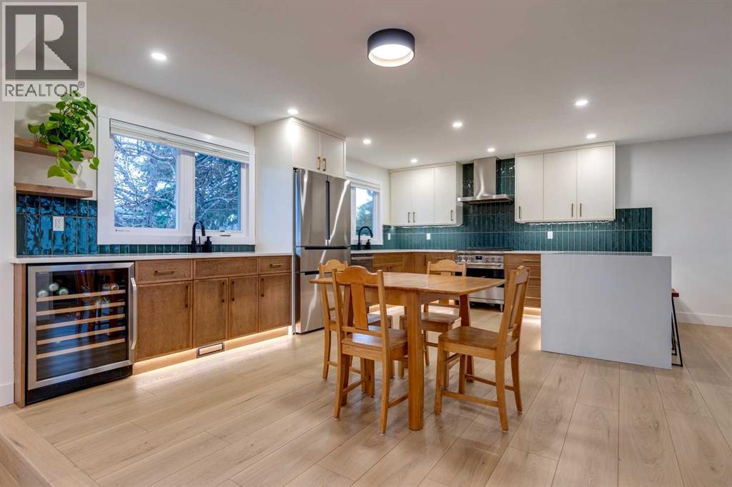 Single Family House for Sale in  Lake Ontario Drive SE Lake Bonavista Calgary 