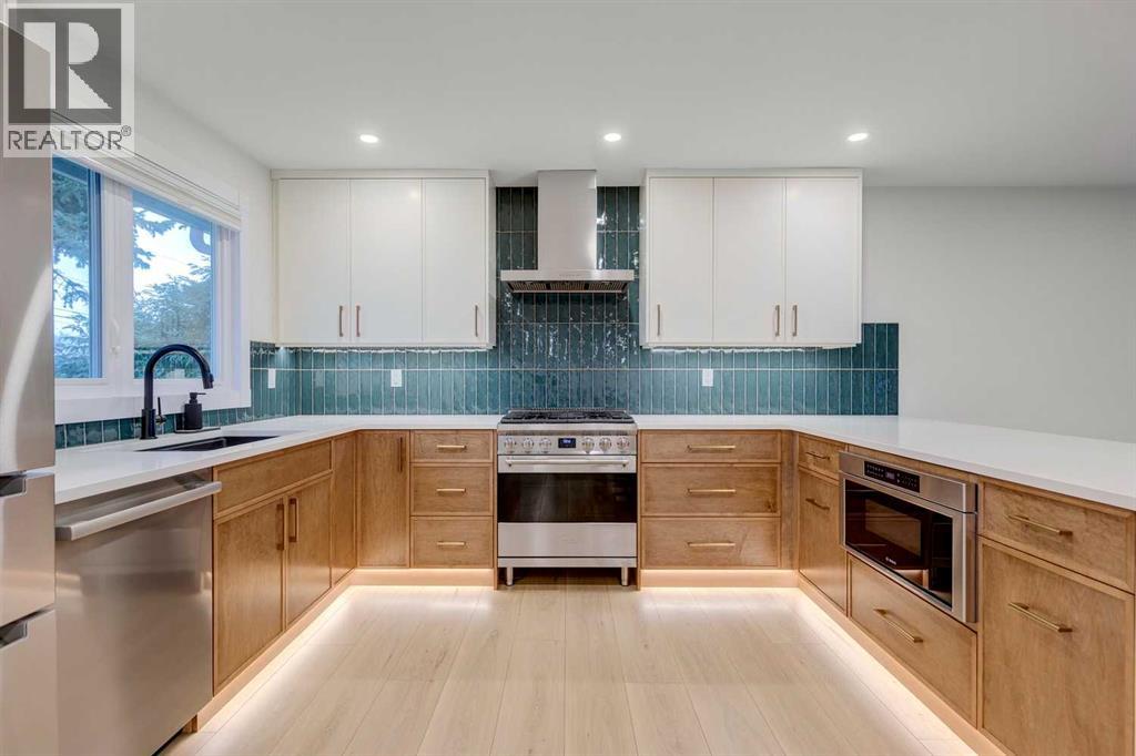 Single Family House for Sale in  Lake Ontario Drive SE Lake Bonavista Calgary 