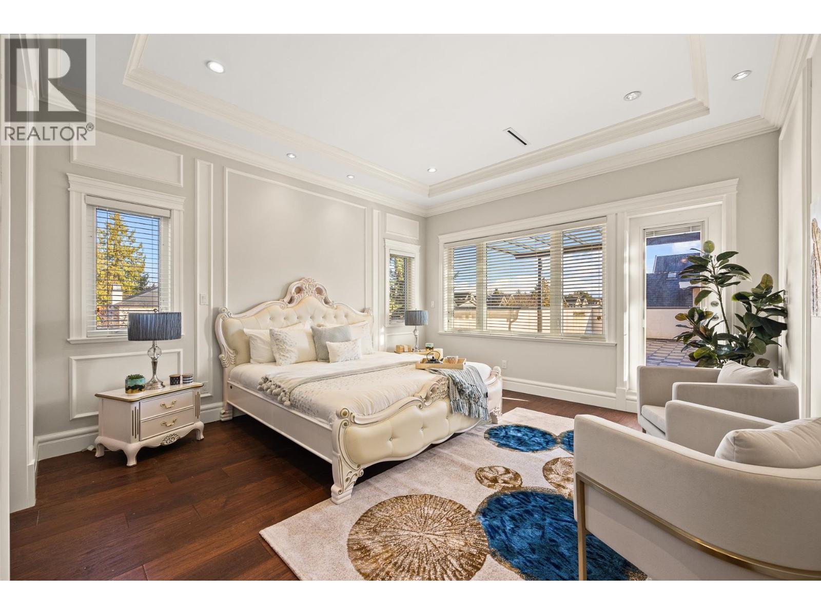 6100 RIVERDALE Drive, Richmond