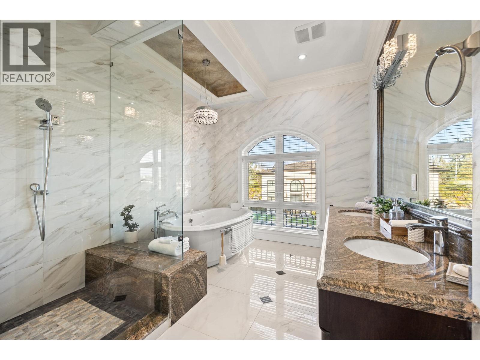 6100 RIVERDALE Drive, Richmond