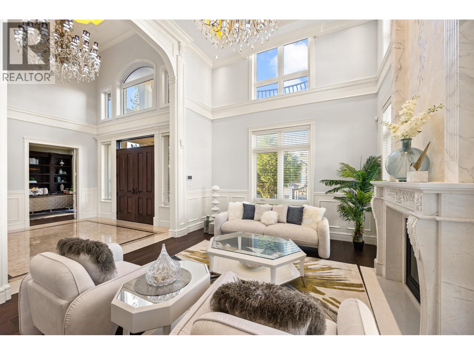 6100 RIVERDALE Drive, Richmond