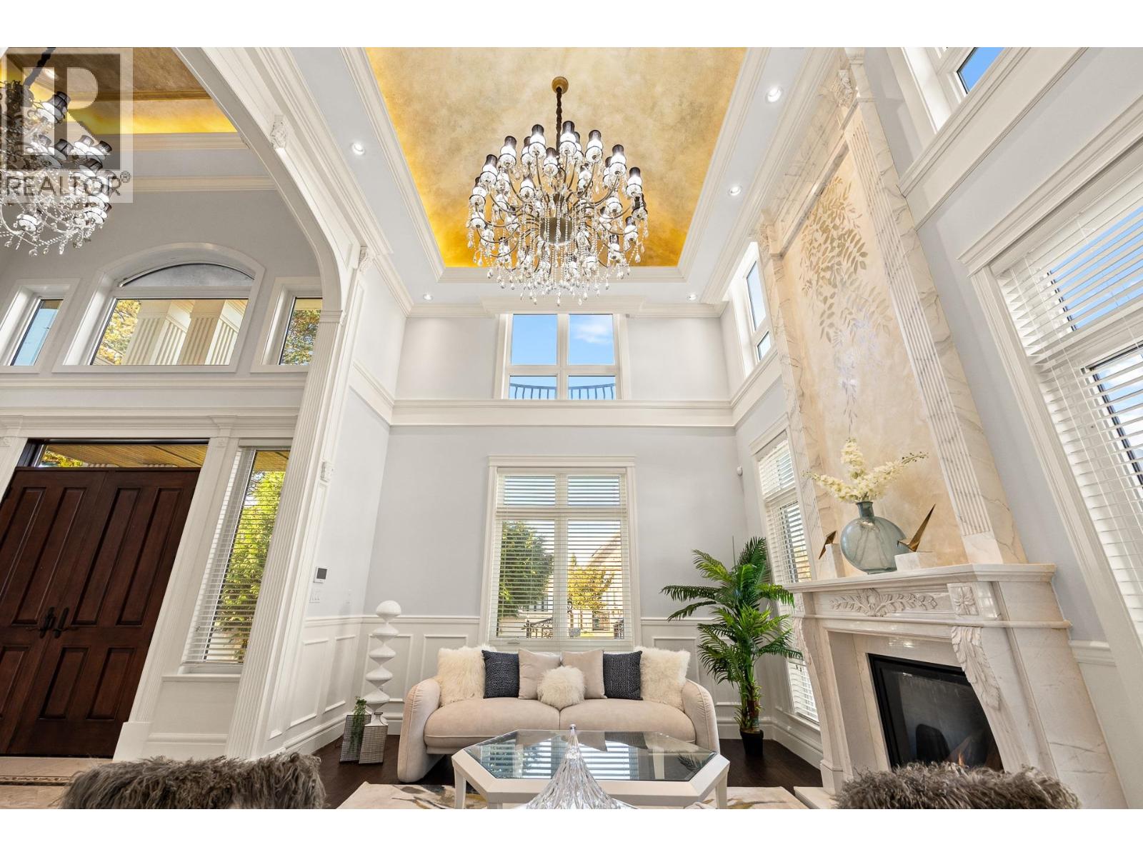 6100 RIVERDALE Drive, Richmond