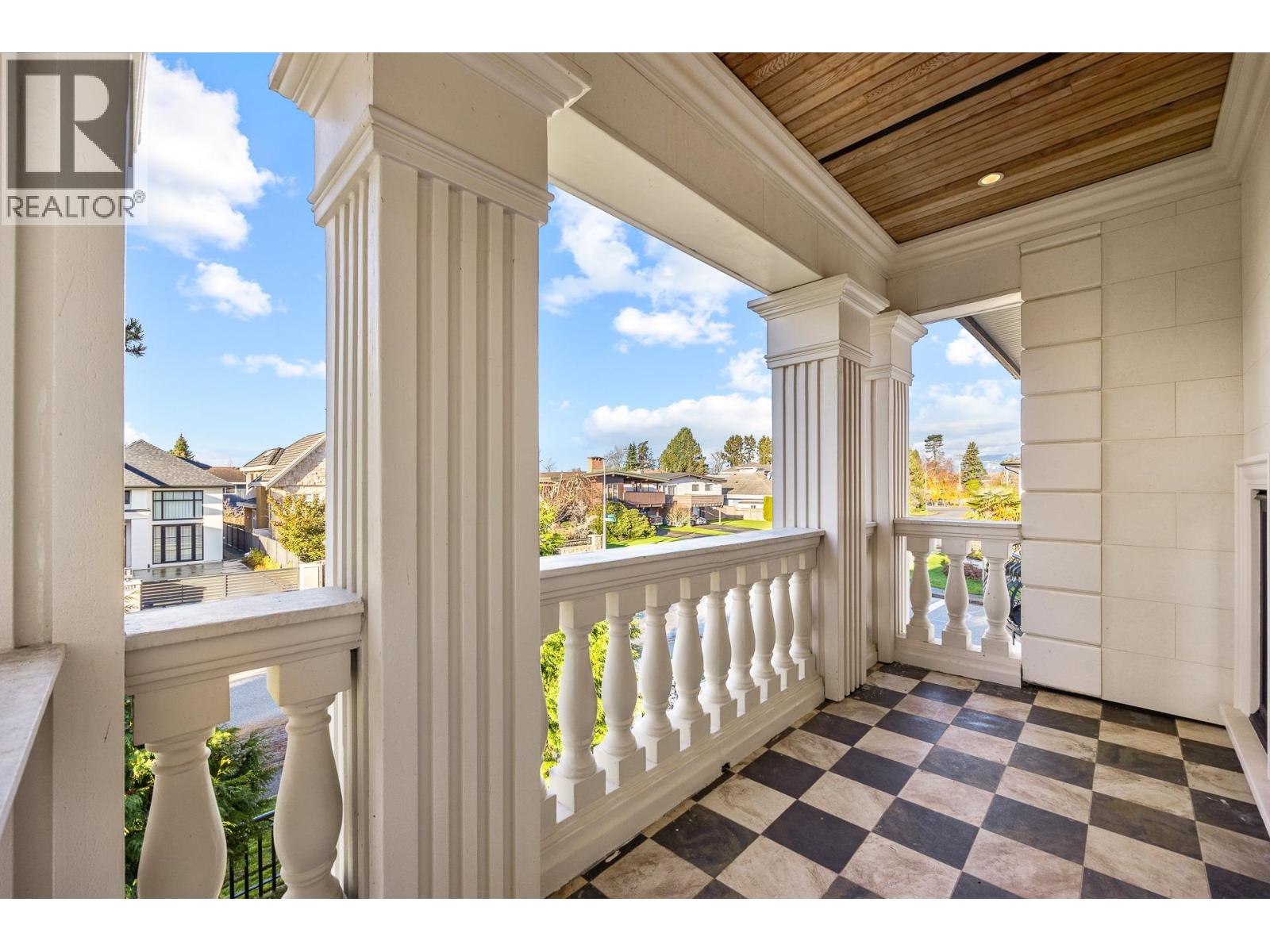 6100 RIVERDALE Drive, Richmond