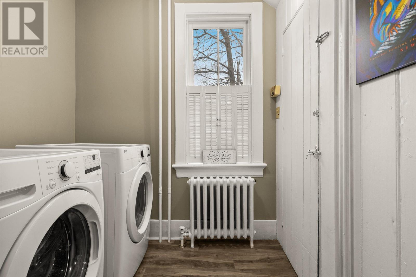 Property 23 of 50 of 202 Washington Street