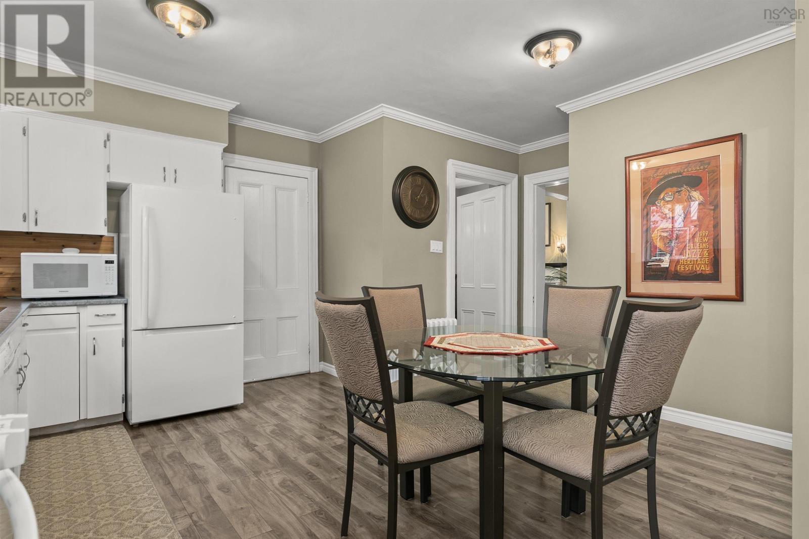 Property 22 of 50 of 202 Washington Street