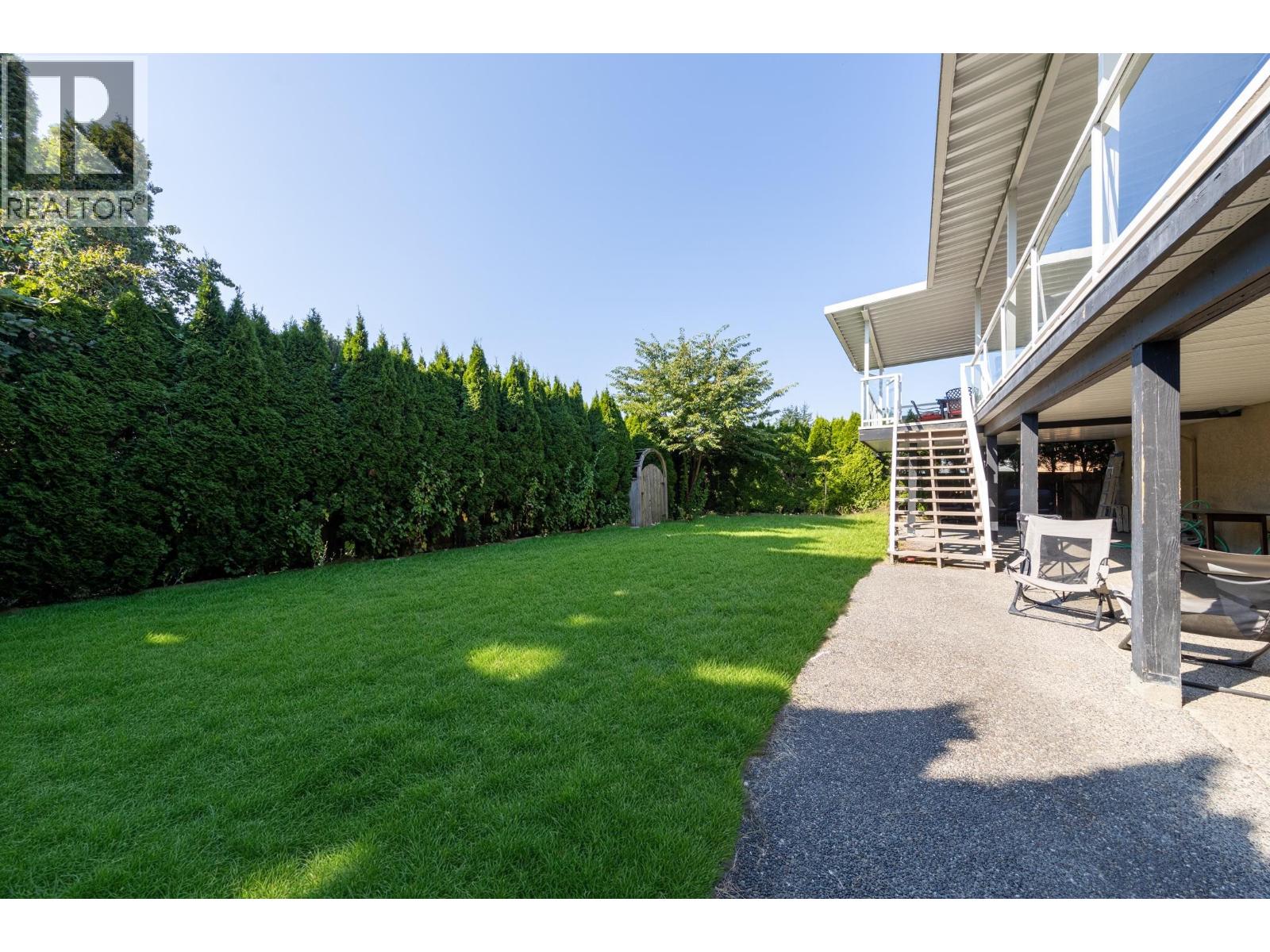 2562 FUCHSIA PLACE, Coquitlam