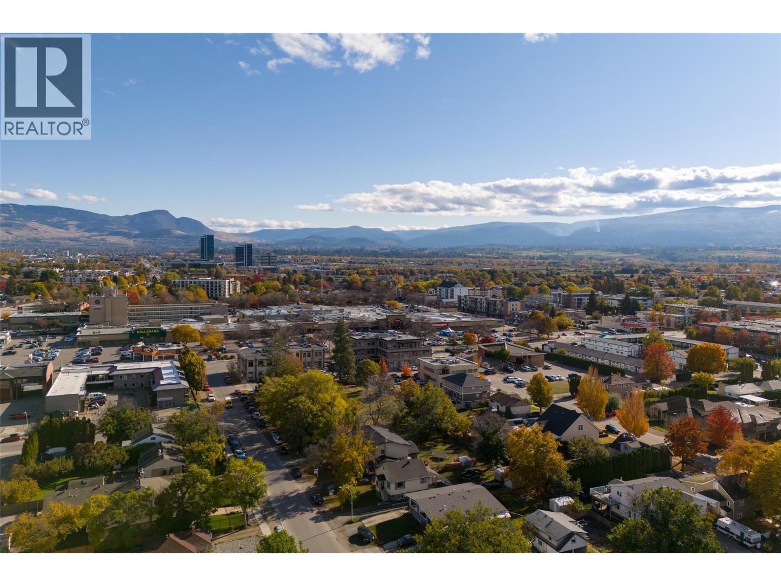  1025 Laurier Avenue, Kelowna