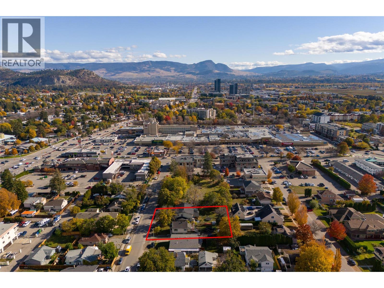  1025 Laurier Avenue, Kelowna
