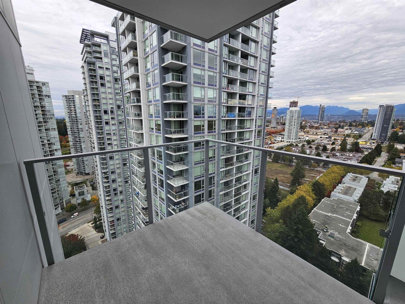 2709 13768 100 AVENUE, Surrey