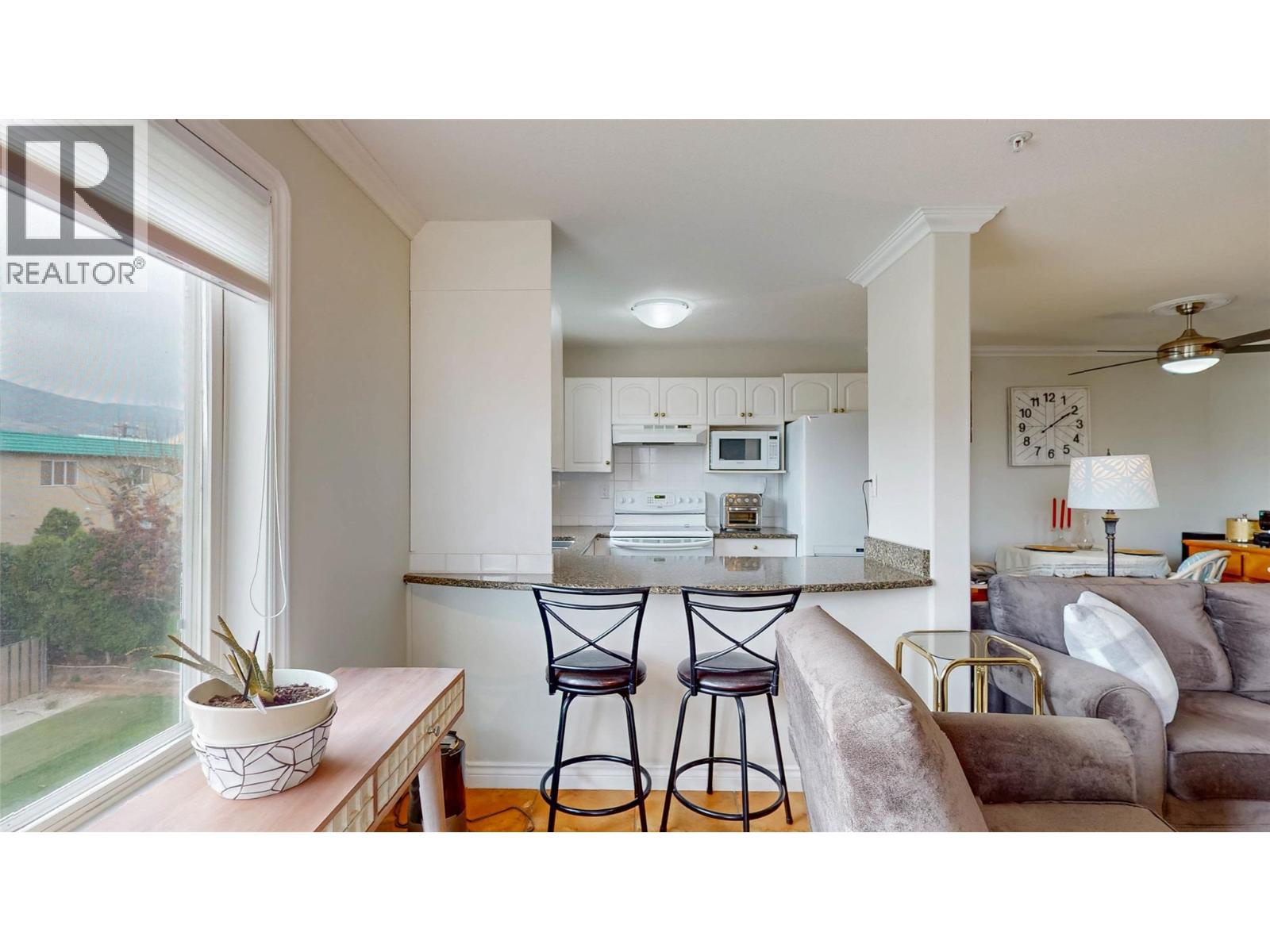 6805 Cottonwood Drive Unit# 206, Osoyoos