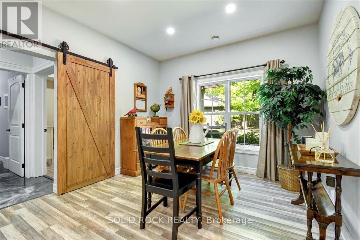 400 PIGDEN ROAD - 11
