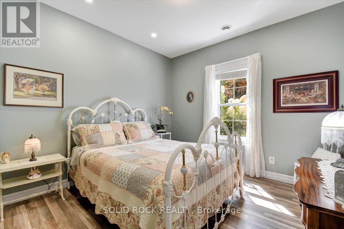 400 PIGDEN ROAD - 19