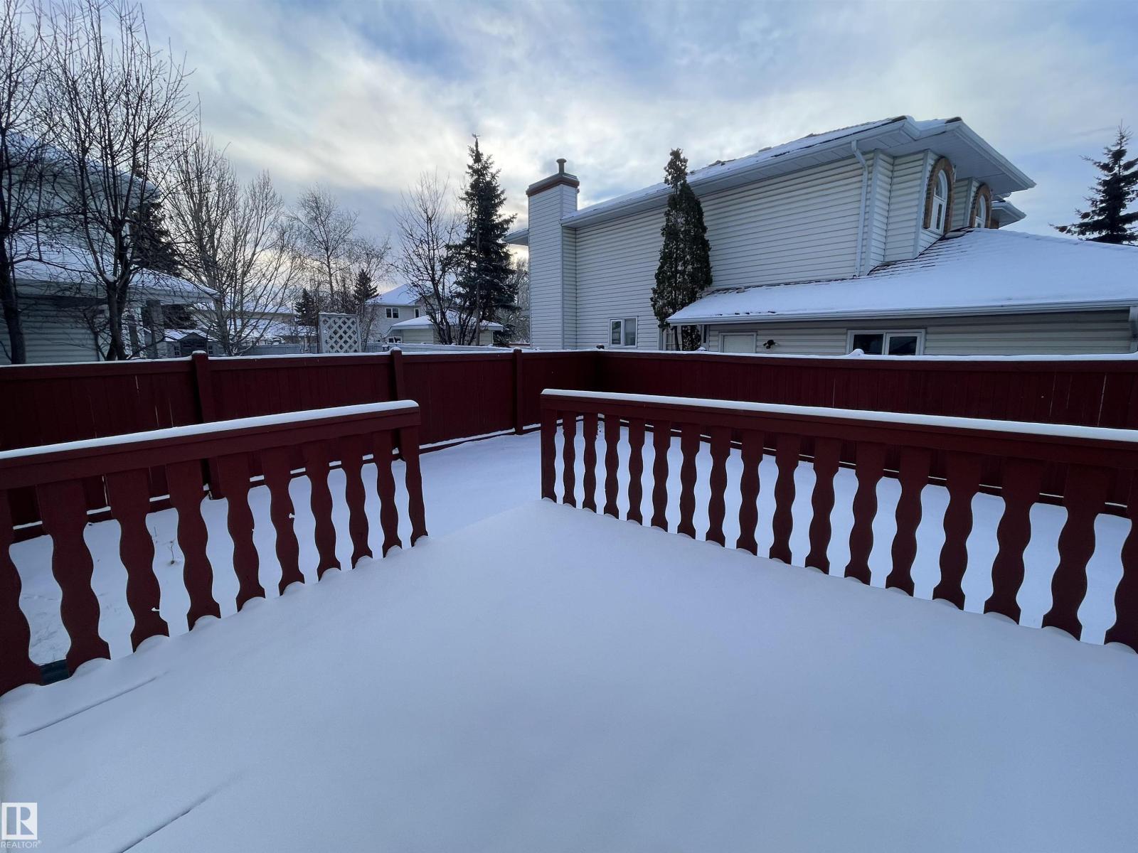 4631 43 AV NW, Edmonton