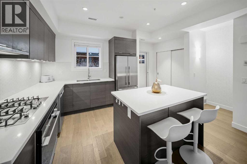 Single Family House for Sale in   A Street SW Bankview Calgary 