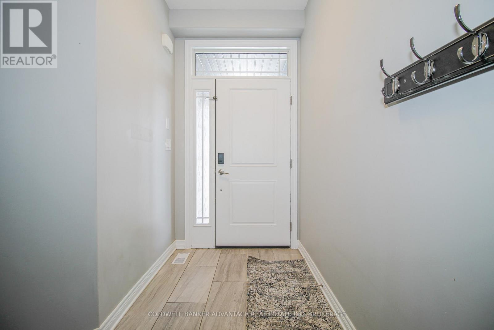 17 HOMESTEAD WAY - Photo 5 of 45, Thorold (Rolling Meadows), Ontario