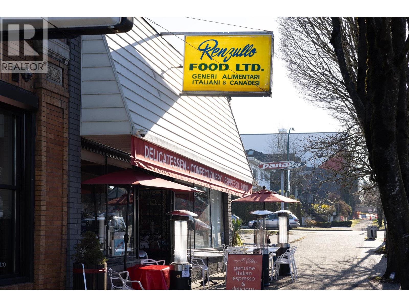 2382 E 5TH AVENUE, Vancouver