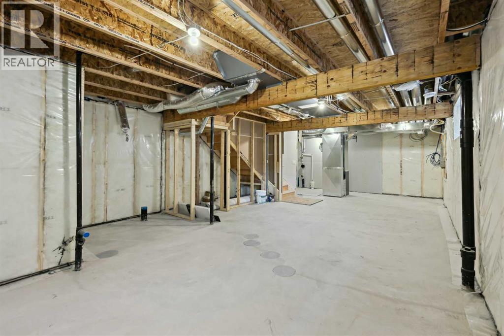 414 River Avenue, Cochrane