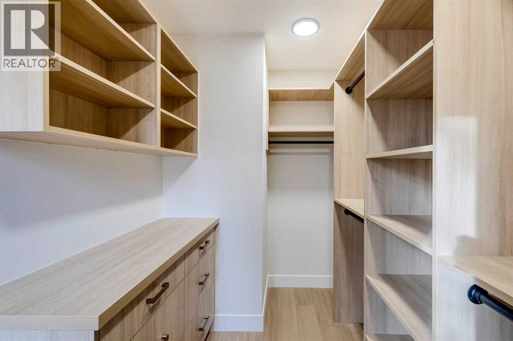 Single Family House for Sale in  Cedarwood Park SW Cedarbrae Calgary 