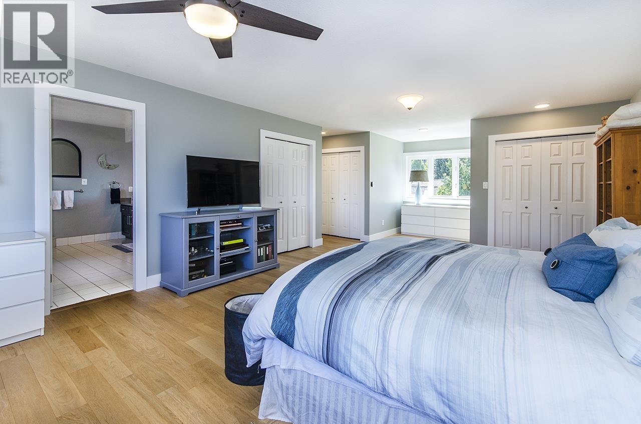 5237 TIMBERFEILD ROAD, West Vancouver