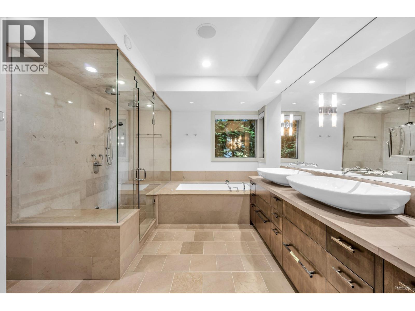 3570 CREERY AVENUE, West Vancouver