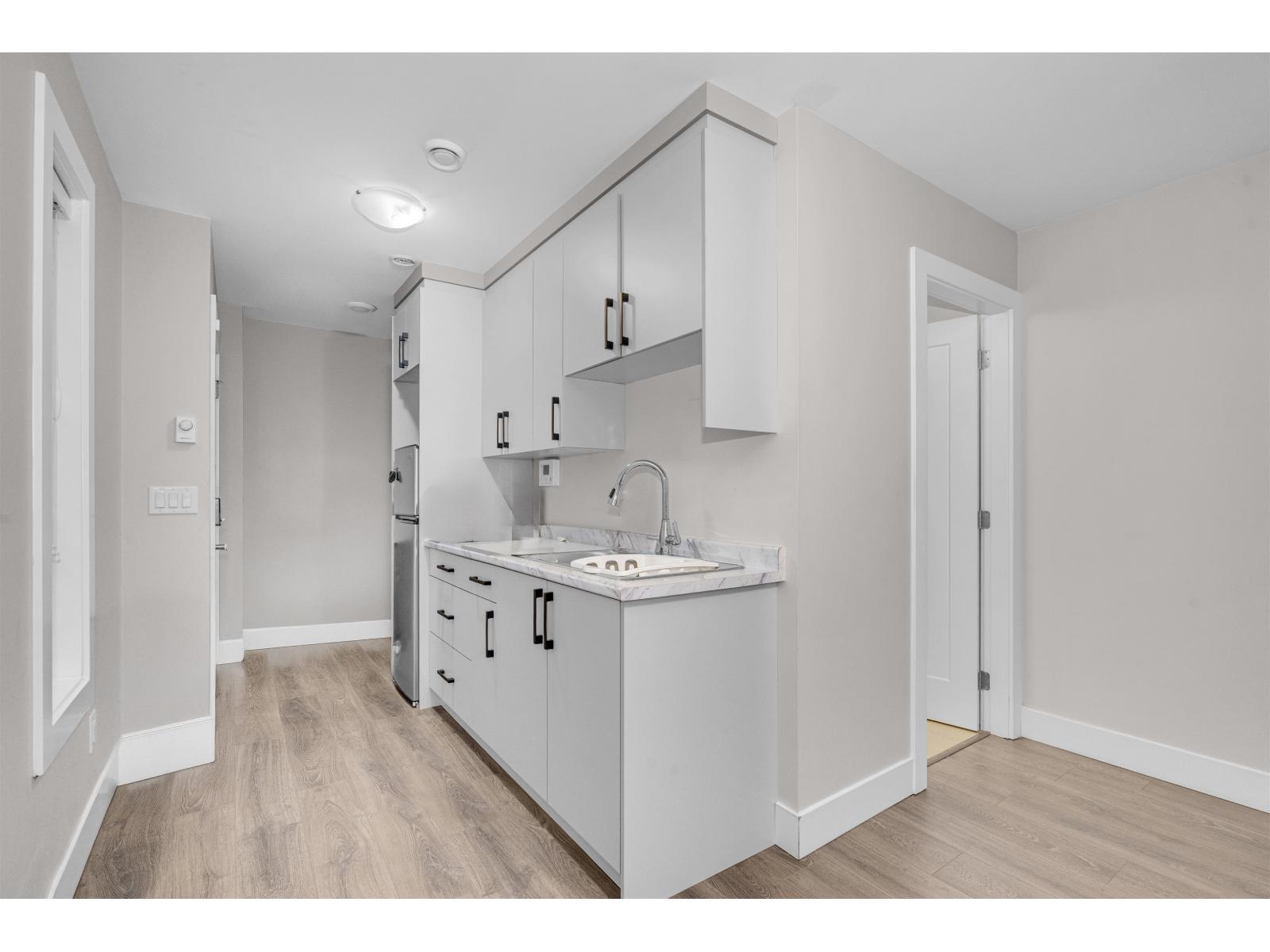 2 32035 MT WADDINGTON AVENUE, Abbotsford