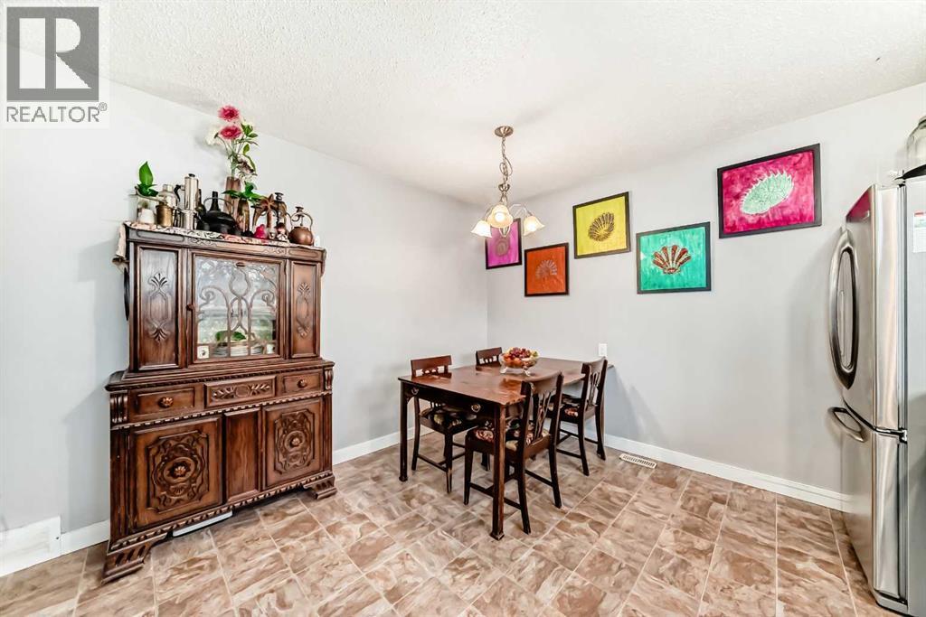 Single Family House Bungalow for Sale in  Templeside Circle NE Temple Calgary 